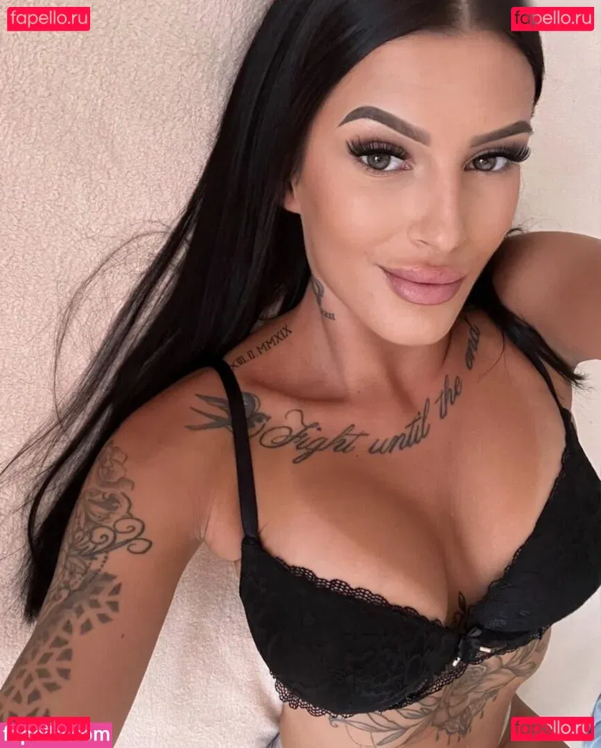 Geilenachbarin_21 Onlyfans Photo Gallery 