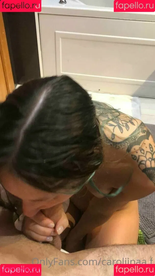caroliinaa.f Onlyfans Photo Gallery 