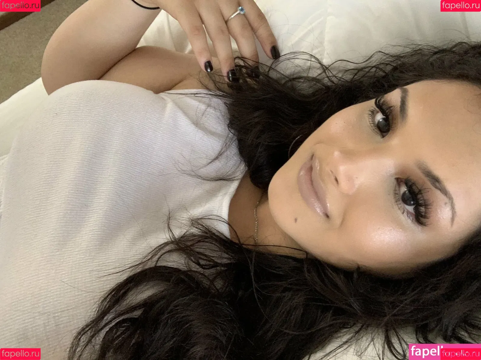 Mia Lombardi Onlyfans Photo Gallery 