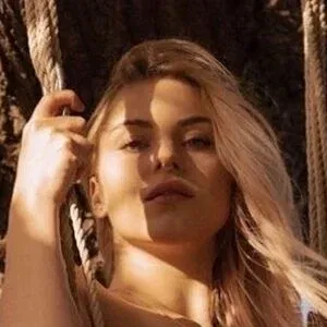 Is.mir.relativ Onlyfans Photo Gallery 