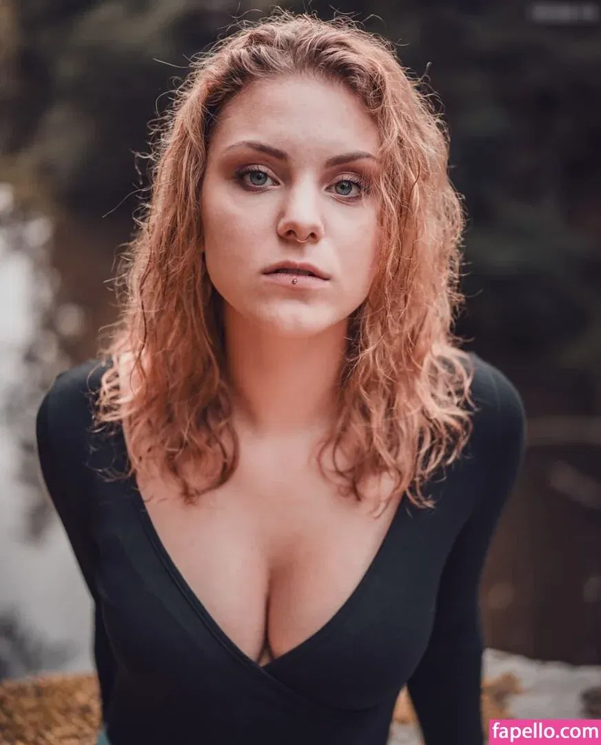 Is.mir.relativ Onlyfans Photo Gallery 