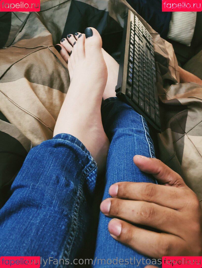 modestlytoasted-free Onlyfans Photo Gallery 