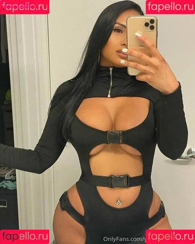 yinethcolombiana Onlyfans Photo Gallery 