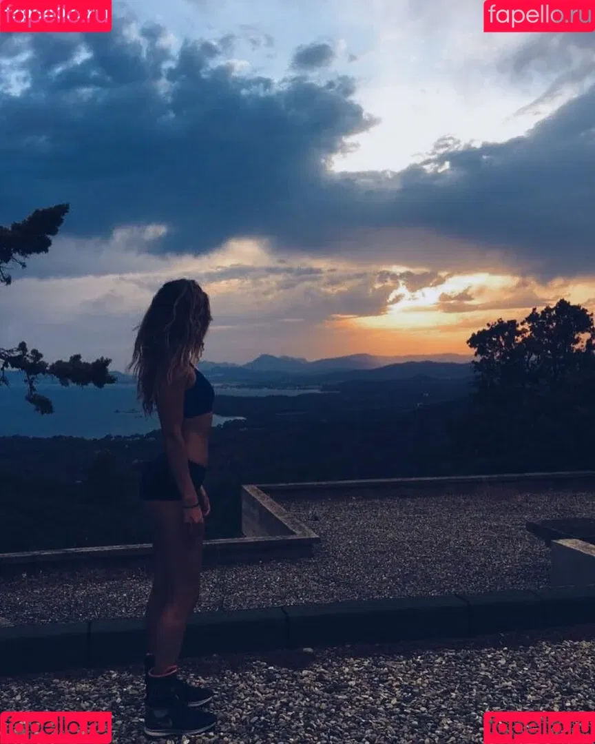 Elena Berri Onlyfans Photo Gallery 