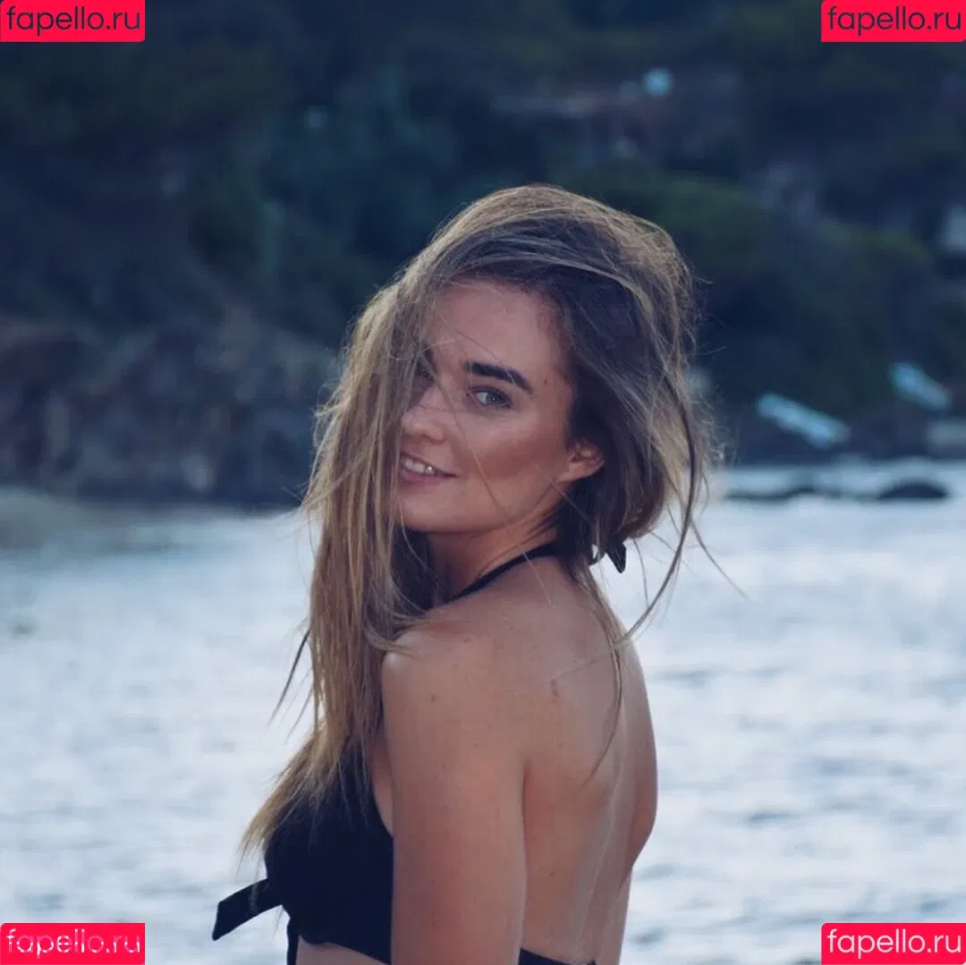 Elena Berri Onlyfans Photo Gallery 