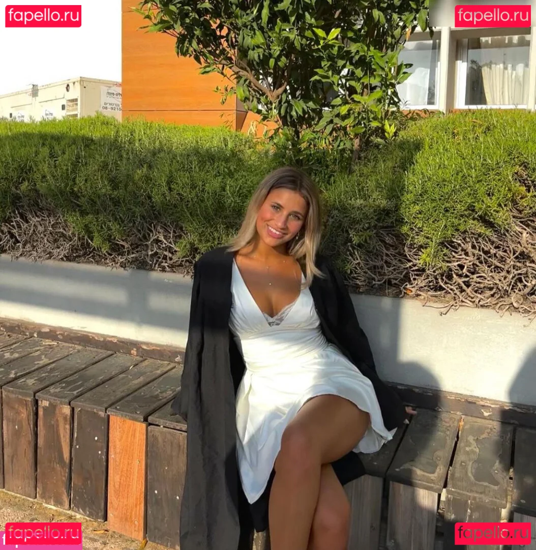 Shira Braun Onlyfans Photo Gallery 