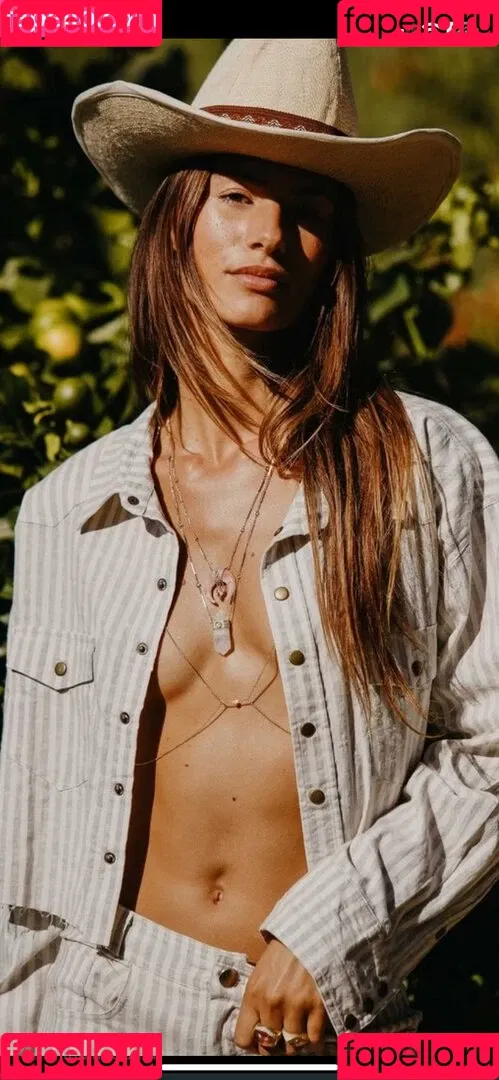 Lauren Sophie Messack Onlyfans Photo Gallery 