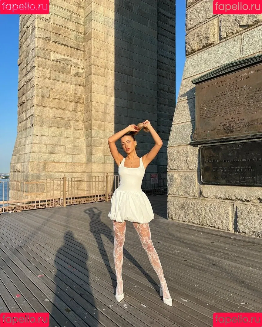 Joelle Marie Jaracz Onlyfans Photo Gallery 