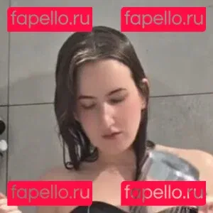 hollybenoir Onlyfans Photo Gallery 