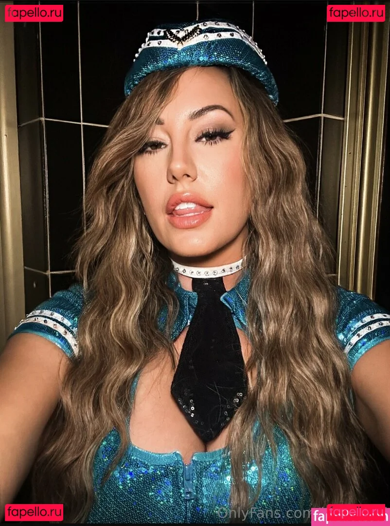 Brett Rossi Onlyfans Photo Gallery 