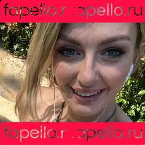 Staci Silverstone Onlyfans Photo Gallery 