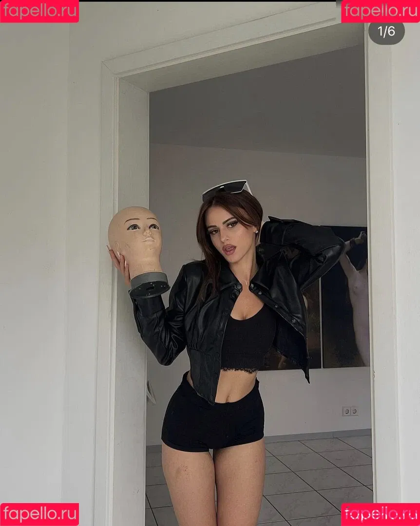 cheyennenauert Onlyfans Photo Gallery 