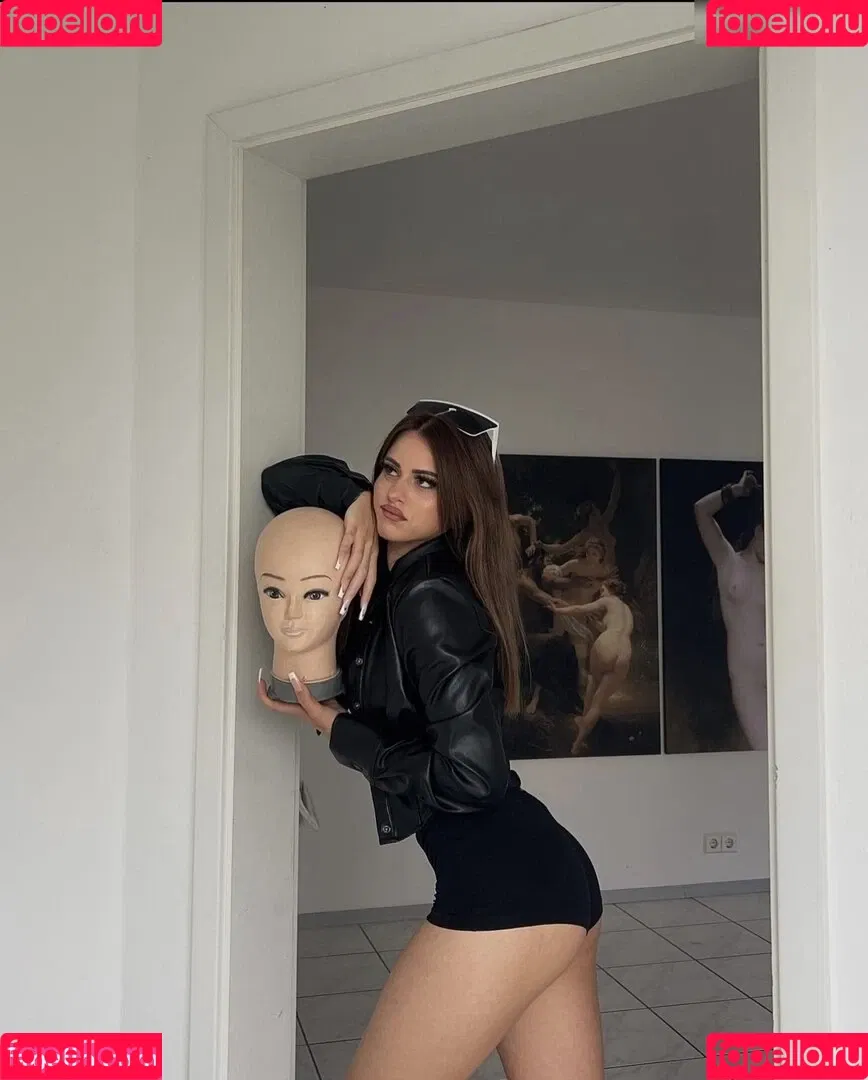 cheyennenauert Onlyfans Photo Gallery 