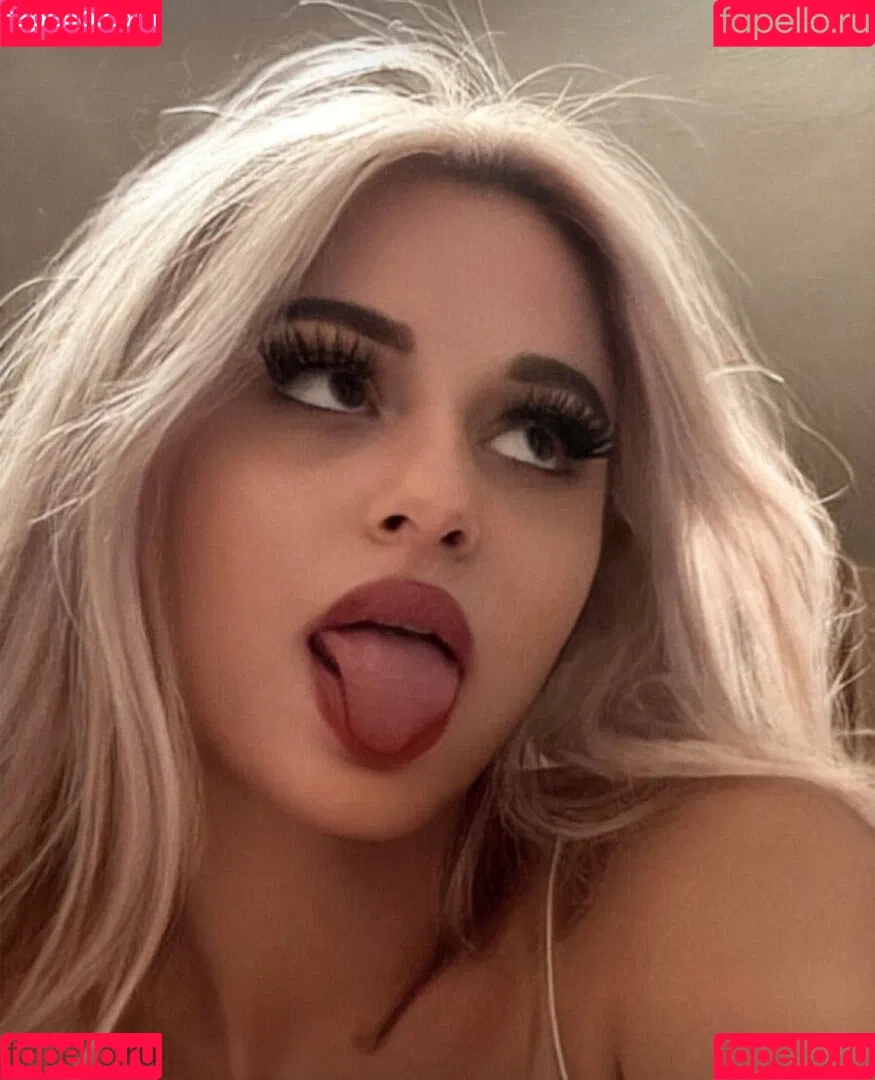 cheyennenauert Onlyfans Photo Gallery 