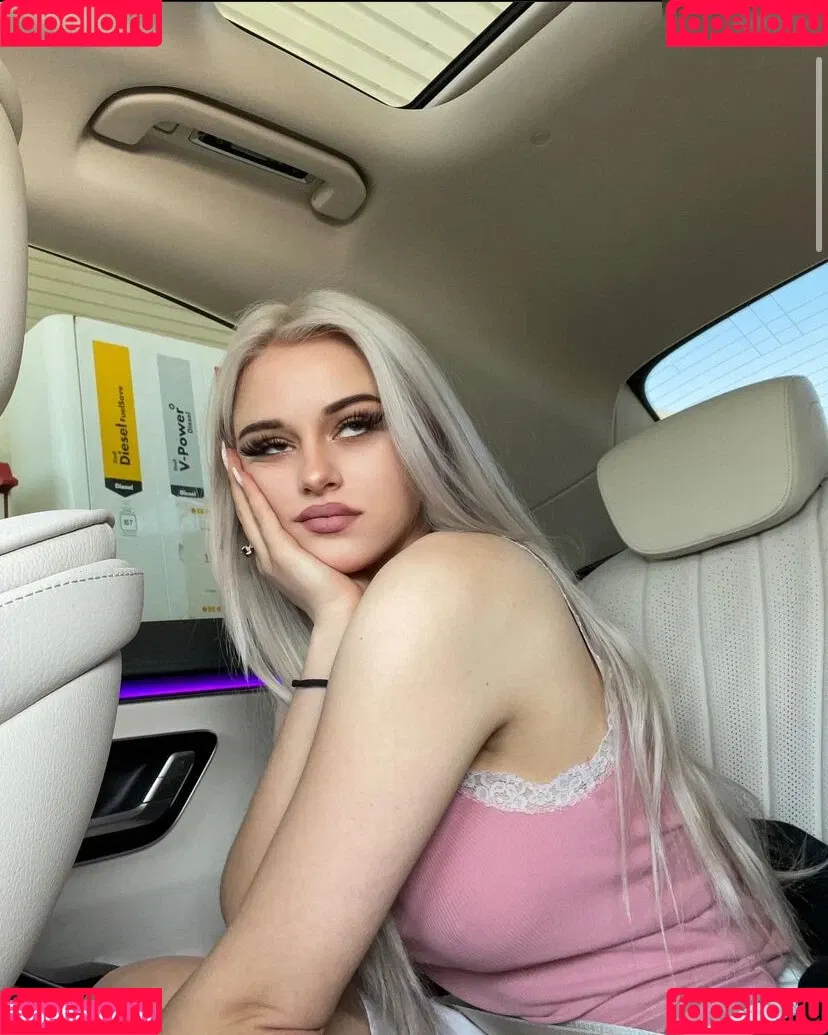 cheyennenauert Onlyfans Photo Gallery 