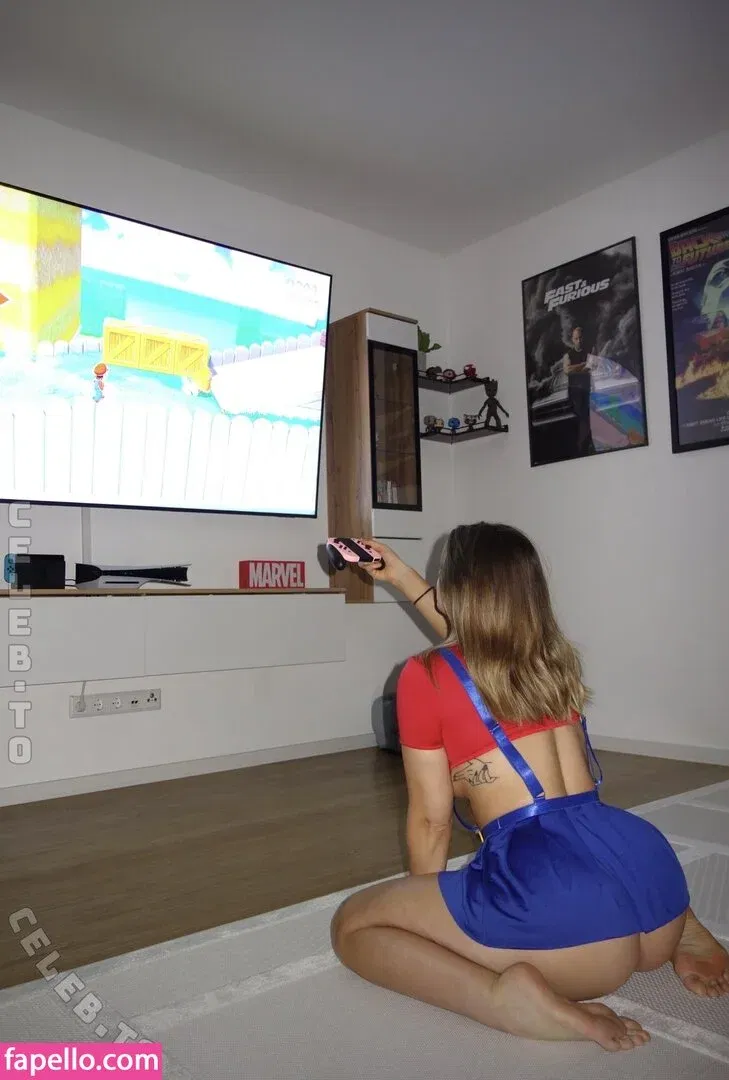 cheyennenauert Onlyfans Photo Gallery 