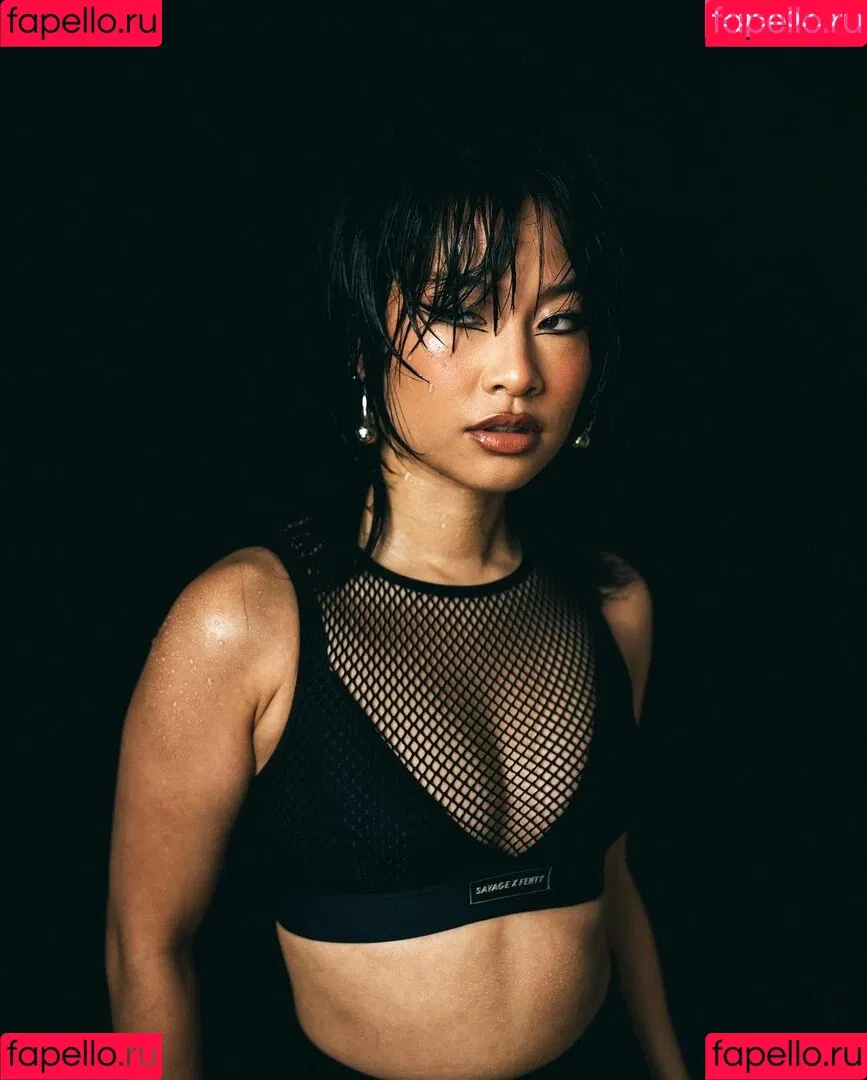 Yu Ling Wu Onlyfans Photo Gallery 