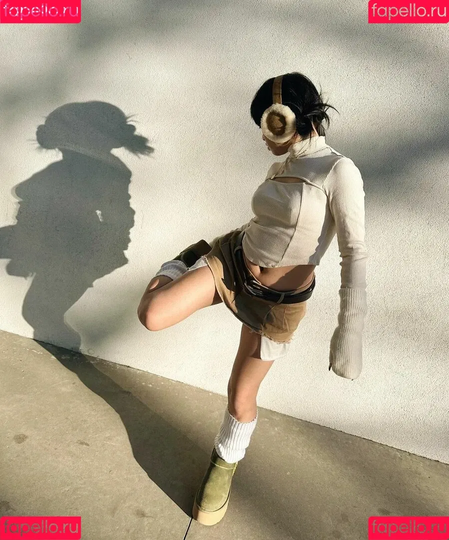 Yu Ling Wu Onlyfans Photo Gallery 