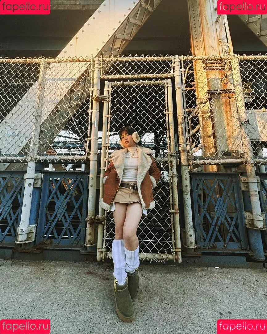 Yu Ling Wu Onlyfans Photo Gallery 