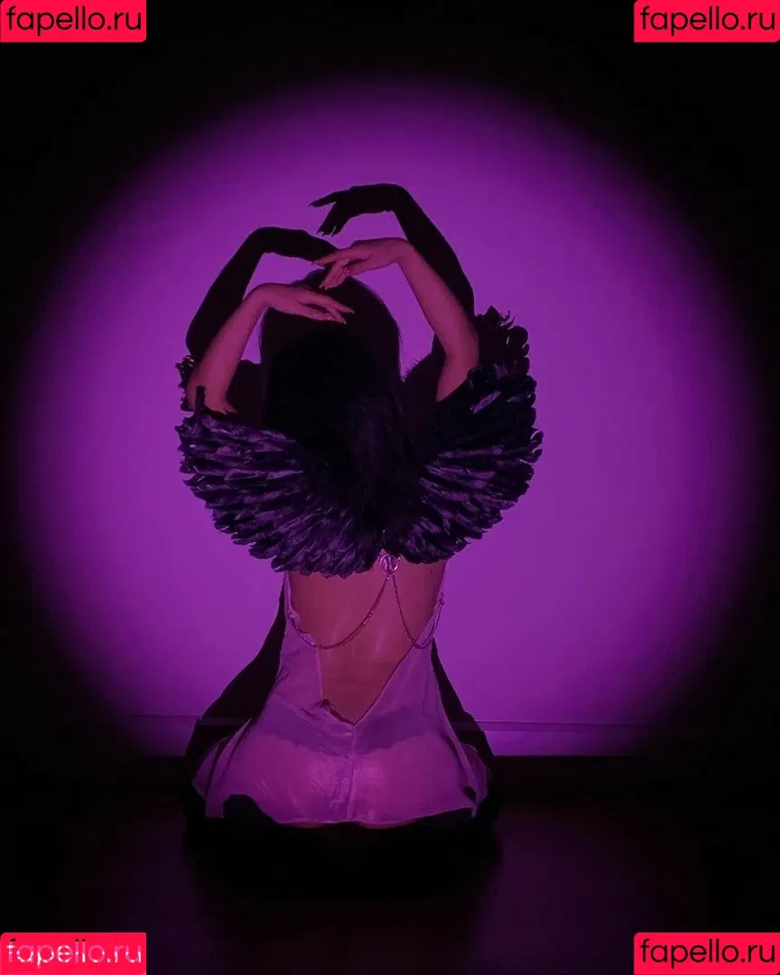 Yu Ling Wu Onlyfans Photo Gallery 