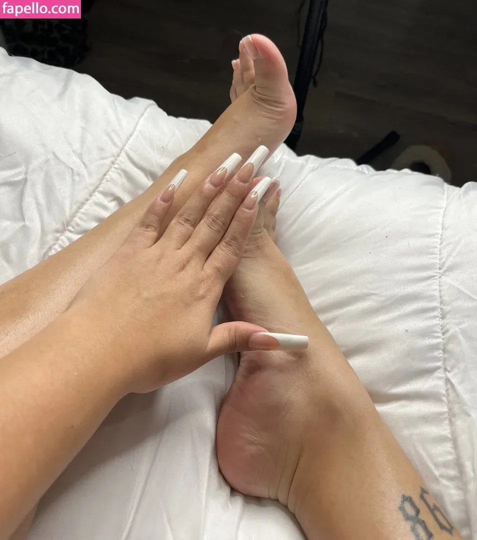 Yu Ling Wu Onlyfans Photo Gallery 