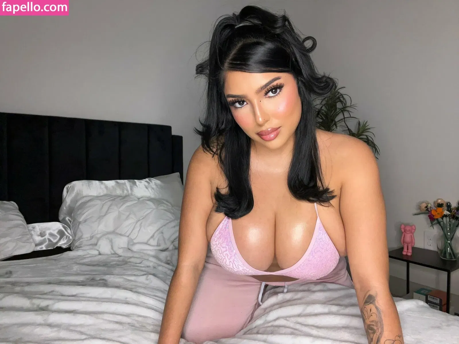 Yu Ling Wu Onlyfans Photo Gallery 