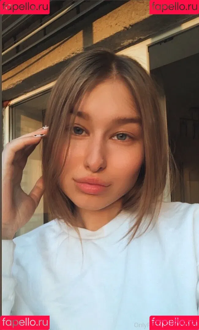 elllleeee Onlyfans Photo Gallery 