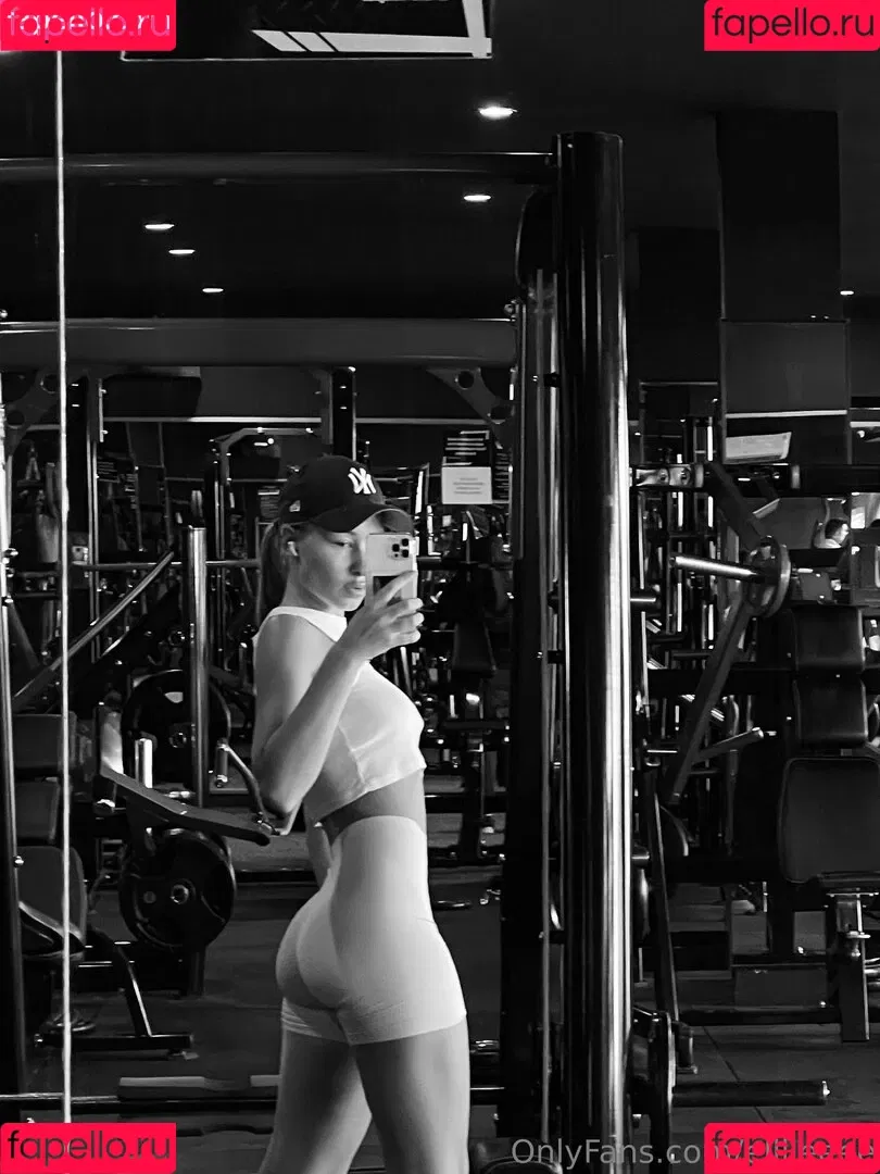 elllleeee Onlyfans Photo Gallery 