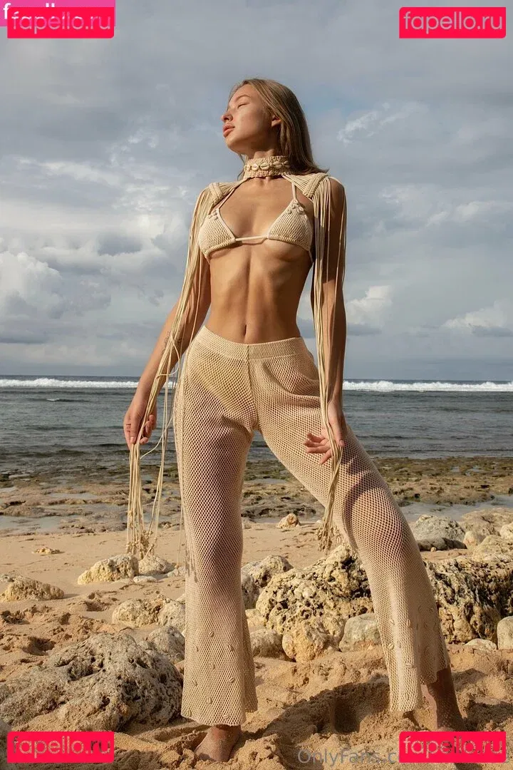 elllleeee Onlyfans Photo Gallery 