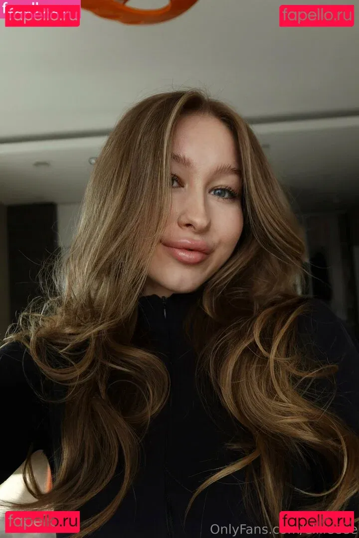 elllleeee Onlyfans Photo Gallery 