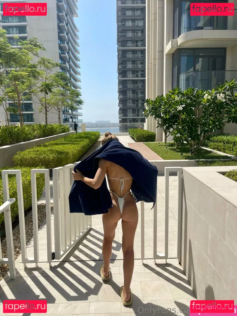 elllleeee Onlyfans Photo Gallery 