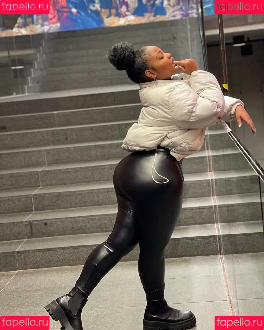 iamtawanaa Onlyfans Photo Gallery 