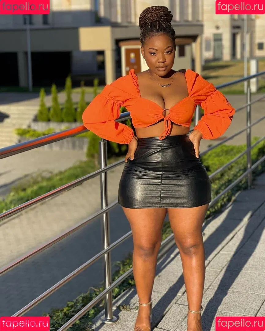 iamtawanaa Onlyfans Photo Gallery 