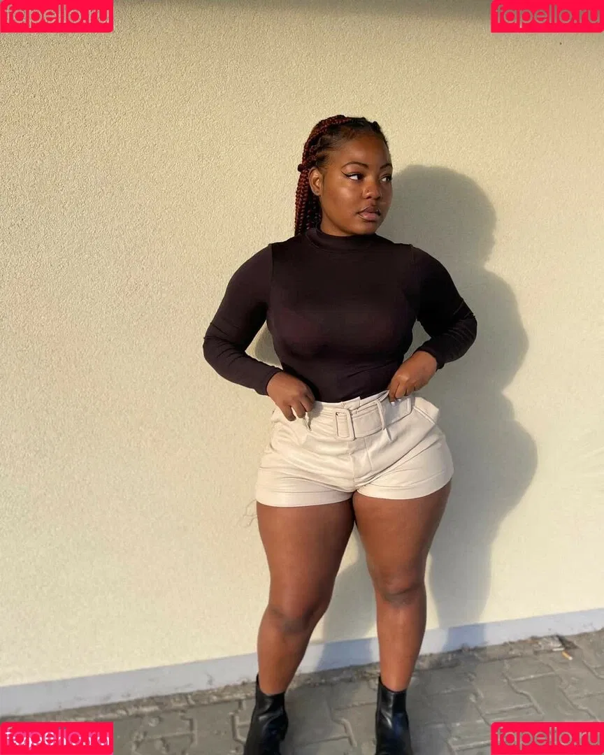 iamtawanaa Onlyfans Photo Gallery 