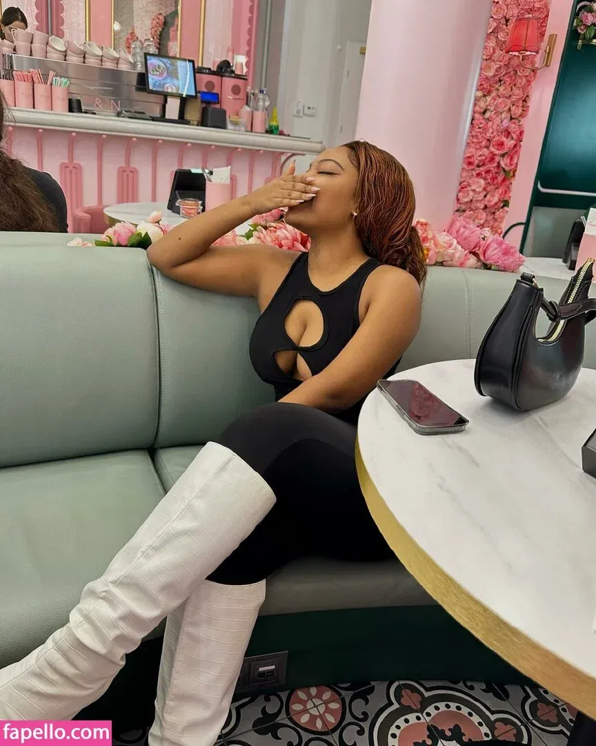 iamtawanaa Onlyfans Photo Gallery 