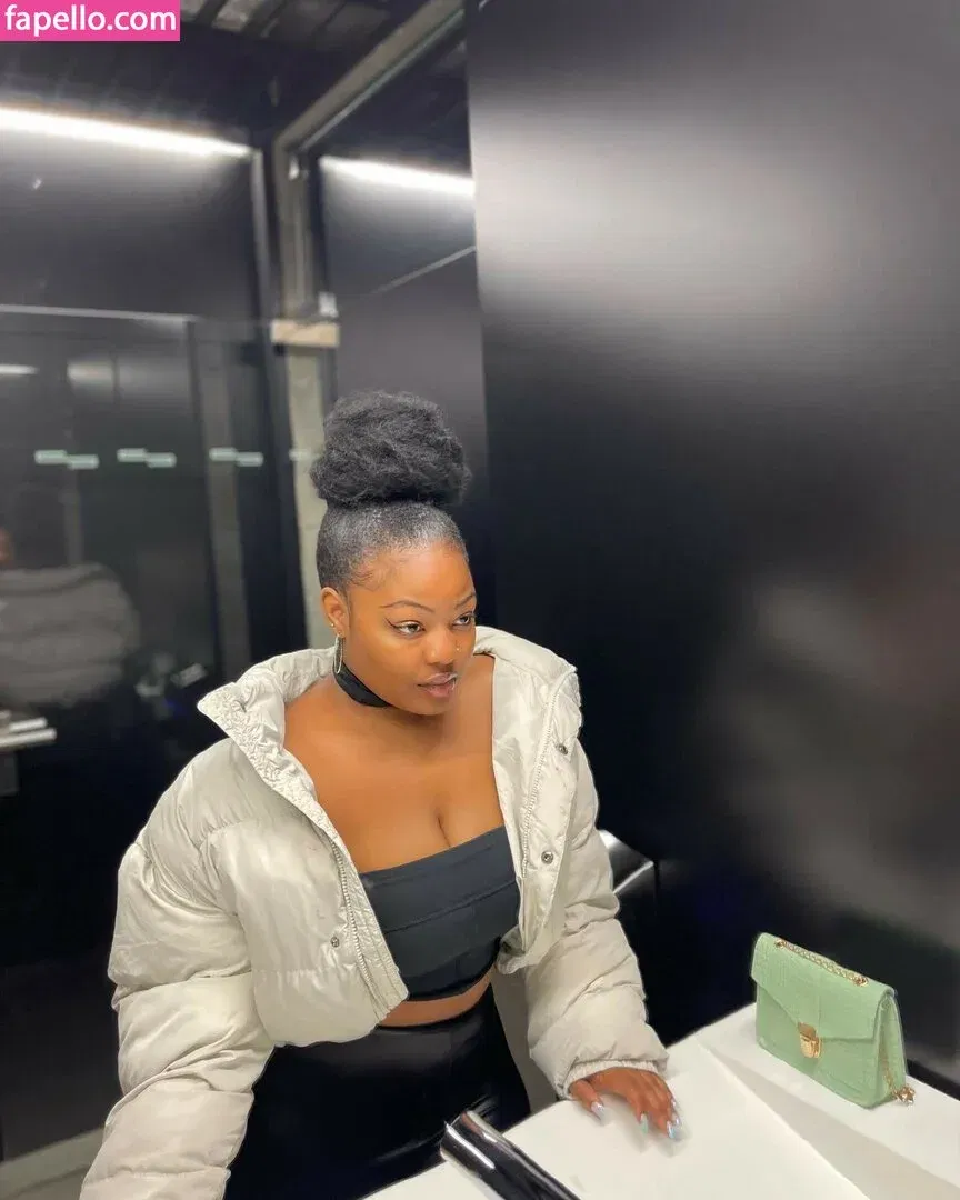 iamtawanaa Onlyfans Photo Gallery 