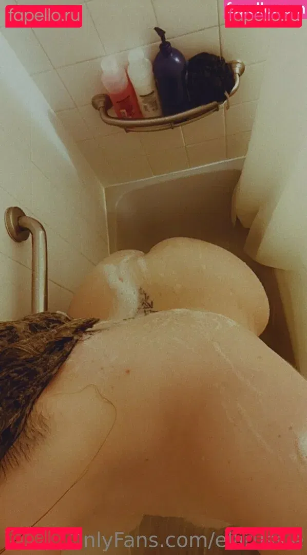 ellirussie Onlyfans Photo Gallery 