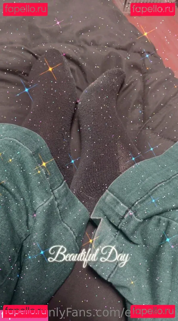 ellirussie Onlyfans Photo Gallery 