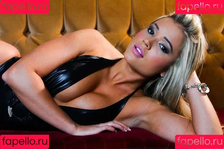 Aryane Steinkopf Onlyfans Photo Gallery 