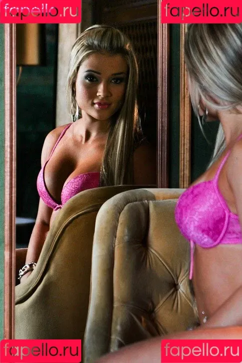Aryane Steinkopf Onlyfans Photo Gallery 