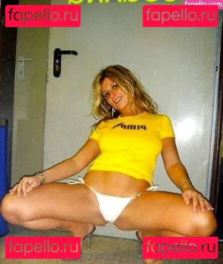 Natalie Langer Onlyfans Photo Gallery 