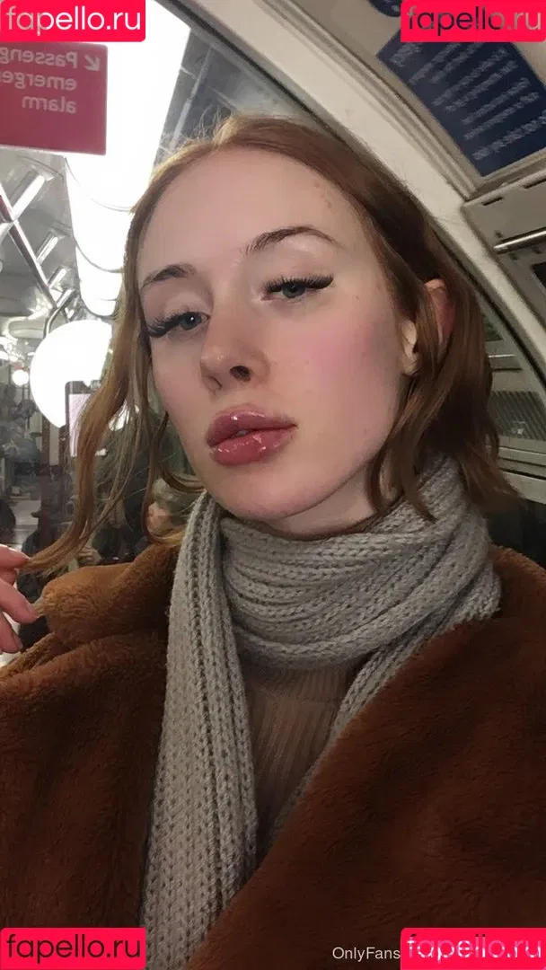Lenina Crowne Onlyfans Photo Gallery 