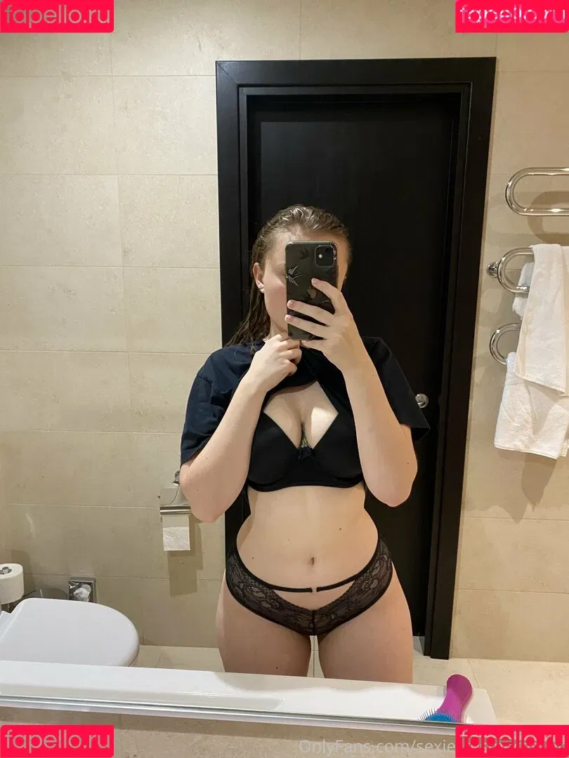 sexiestesmecastillo Onlyfans Photo Gallery 