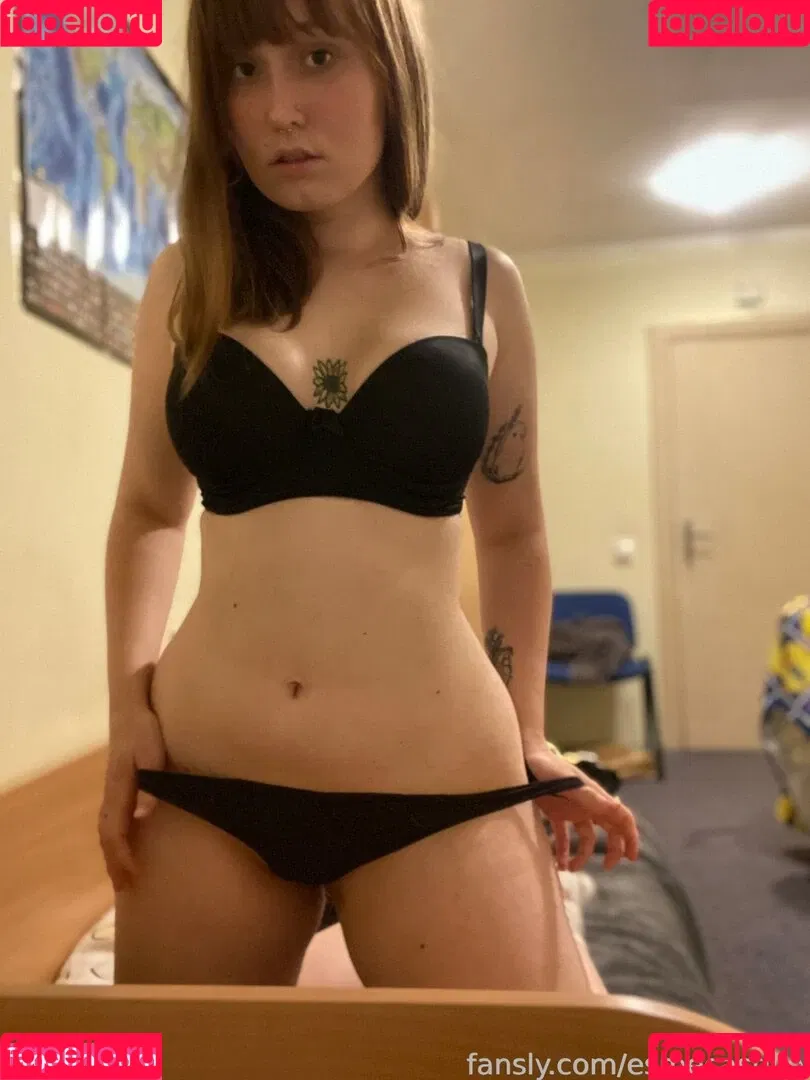 sexiestesmecastillo Onlyfans Photo Gallery 