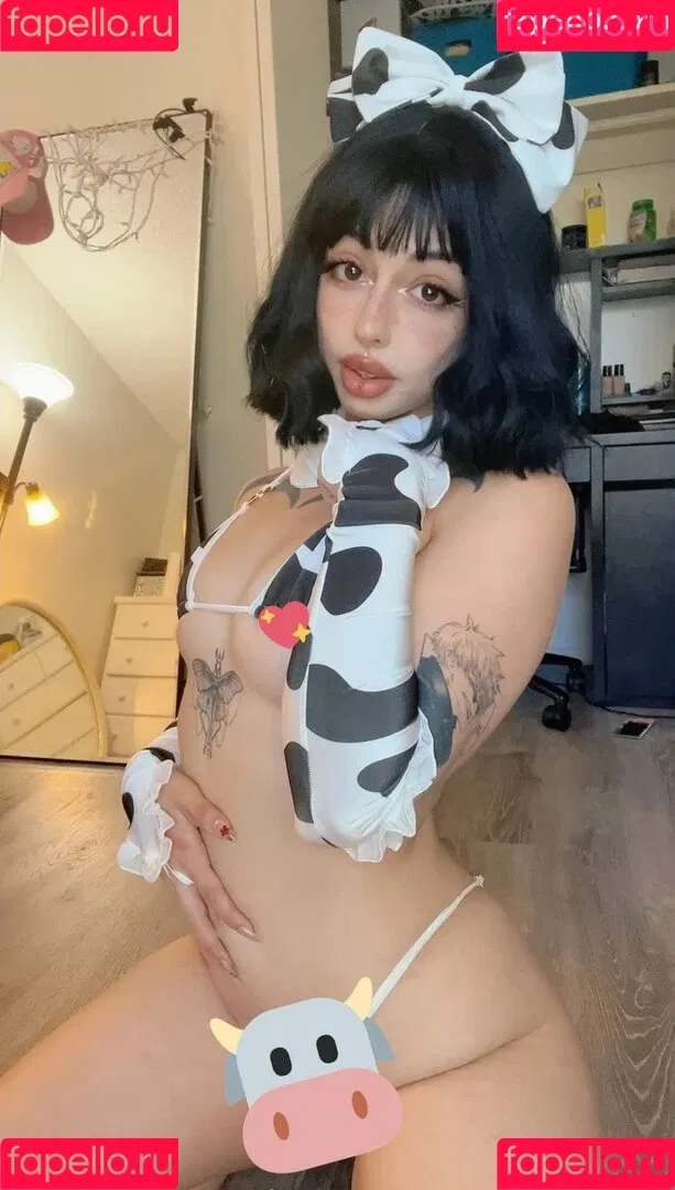moon.faae Onlyfans Photo Gallery 