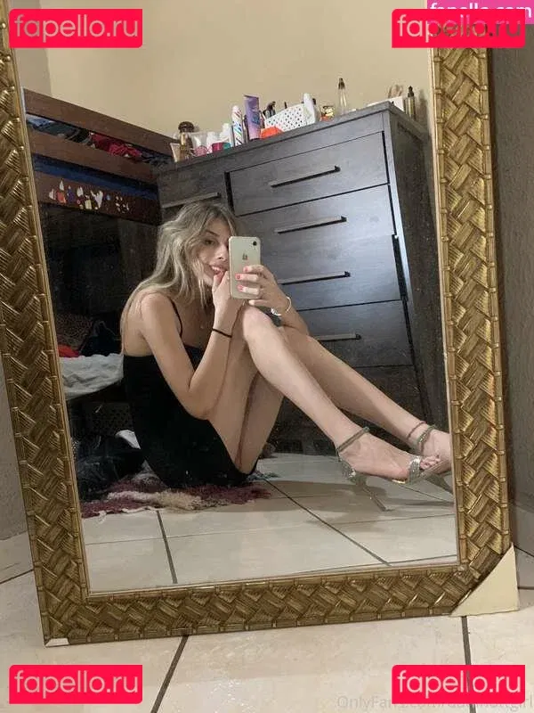 Dani Berry Onlyfans Photo Gallery 