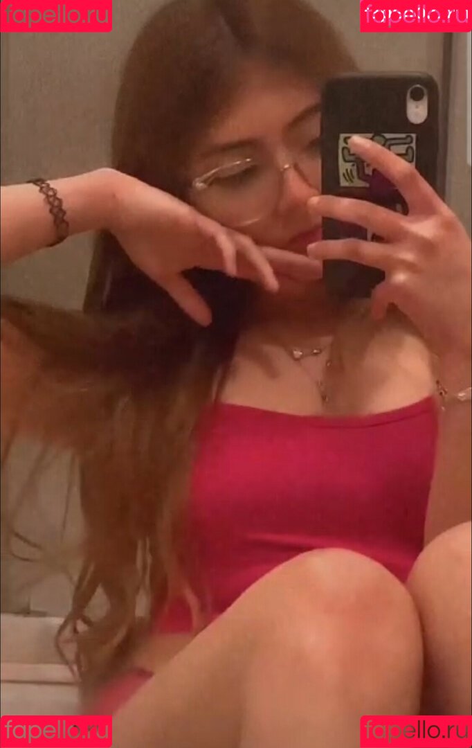 0mibu Onlyfans Photo Gallery 