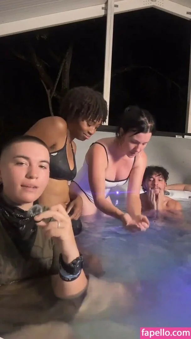 Notsoerudite Onlyfans Photo Gallery 