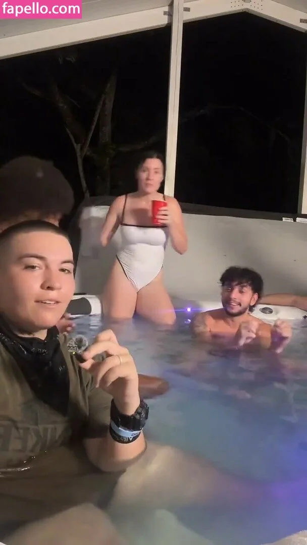 Notsoerudite Onlyfans Photo Gallery 