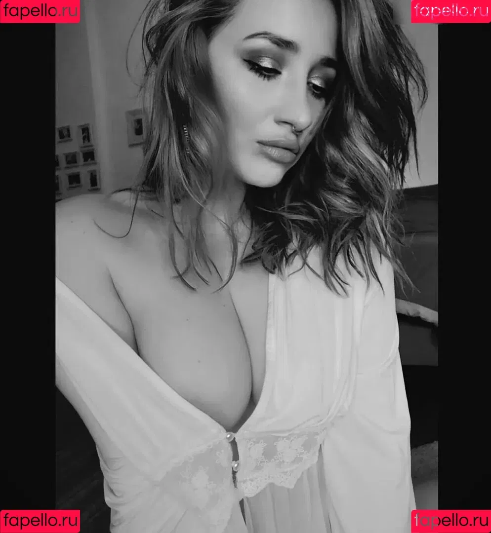 Frau Kopf Onlyfans Photo Gallery 